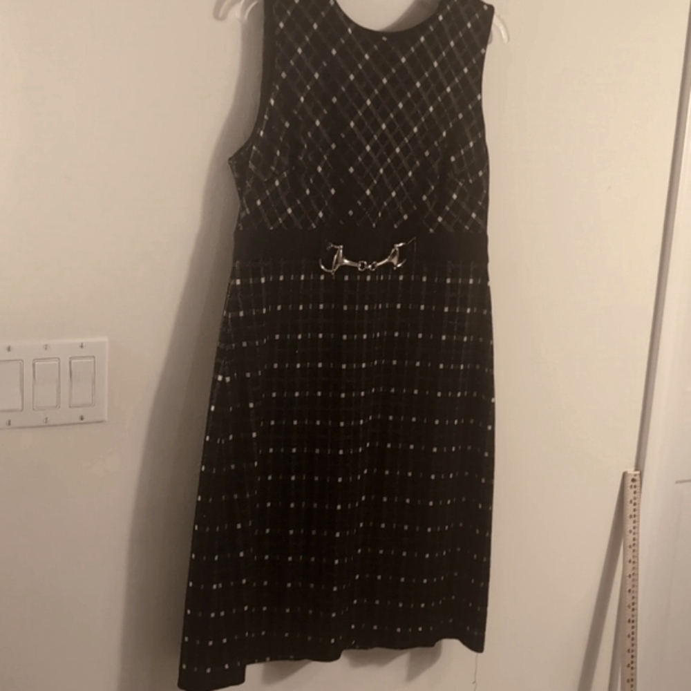 Morgan McFarland Size 12 Elegant Plaid Sleeveless Dress w/ Chain Accent
